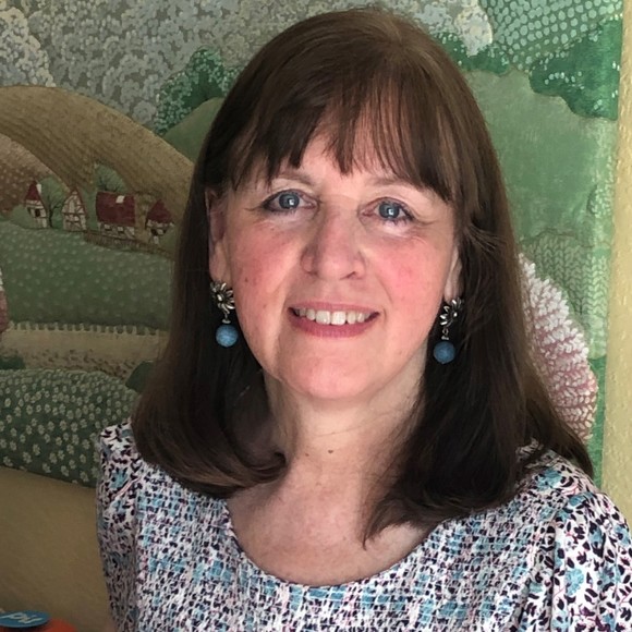 Meet your Posher, Janet - Picture 1 of 1